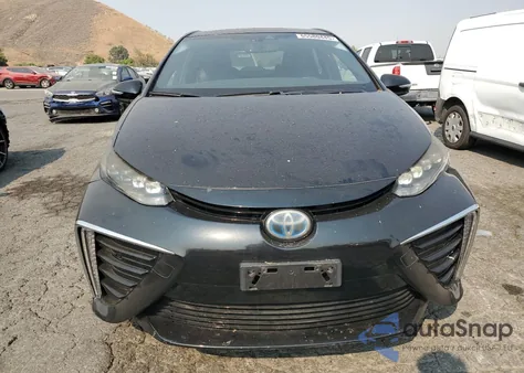 2016 Toyota Mirai z USA, uszkodzony, nr VIN JTDBVRBD5GA000403